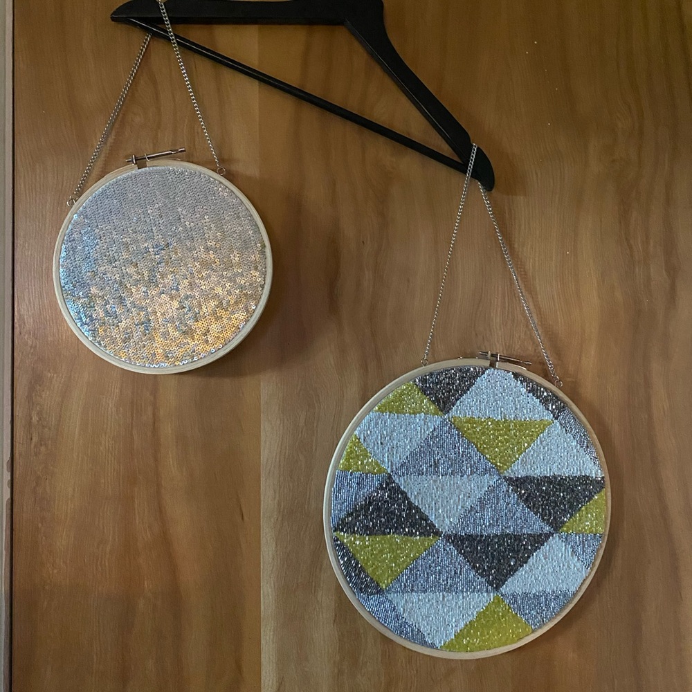 NEW-Set of 2 Hanging Wall Decor Pieces